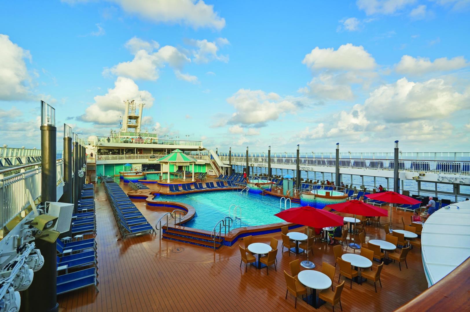 11-day Cruise to Panama Canal: Mexico, Costa Rica & Belize from Miami, Florida on Norwegian Pearl